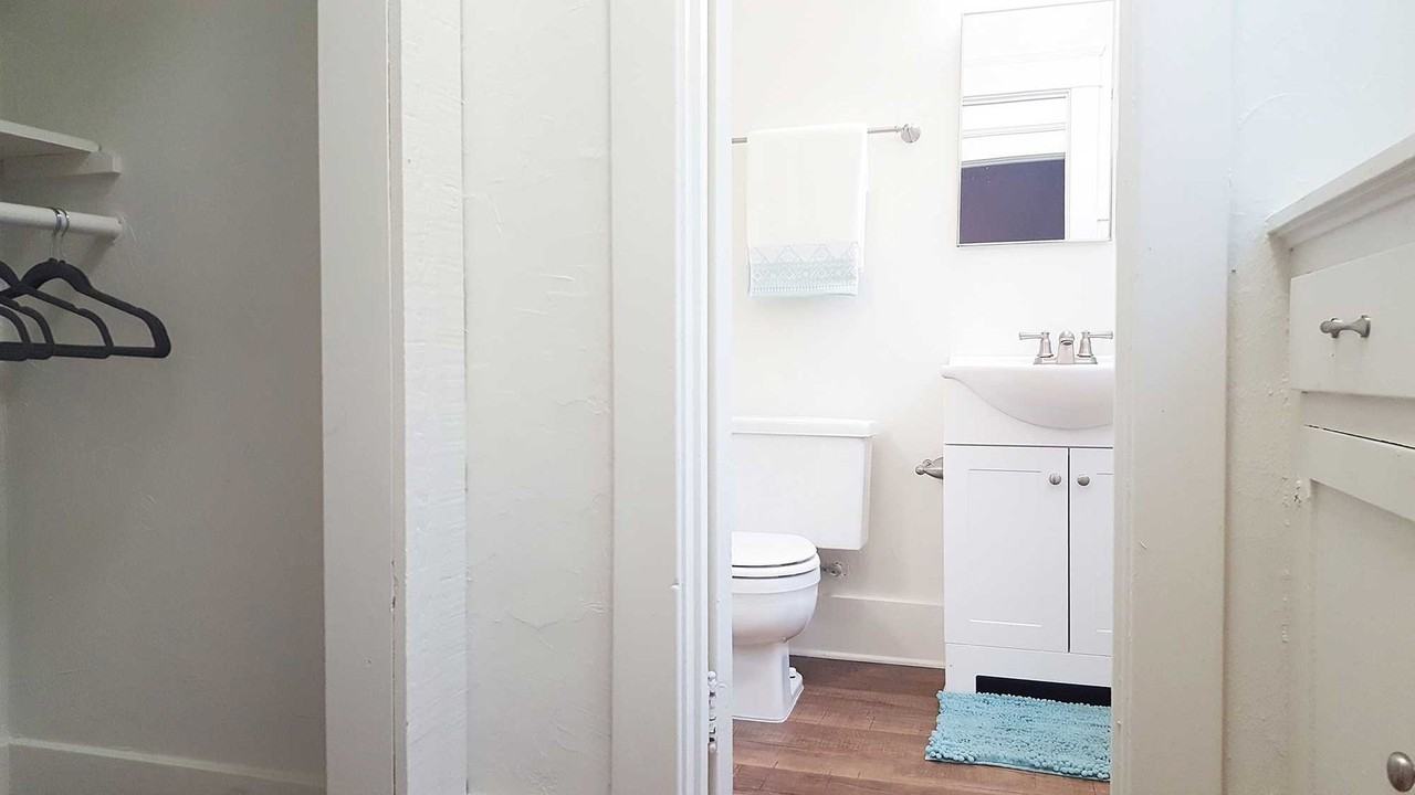 SeaGlass Apartments - Photo 2 of 11