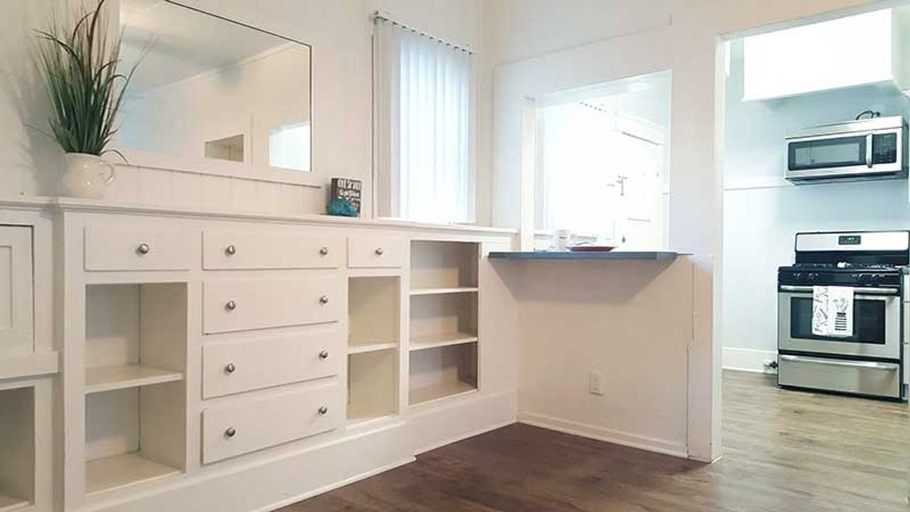 SeaGlass Apartments - Photo 4 of 11