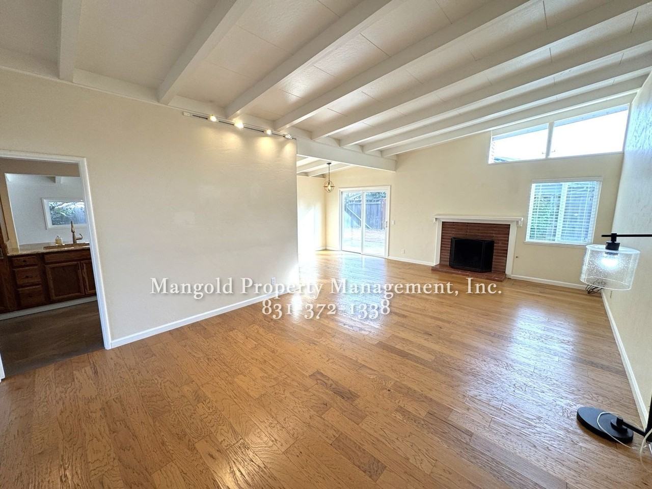 26379 Mission Fields Rd - Photo 4 of 28