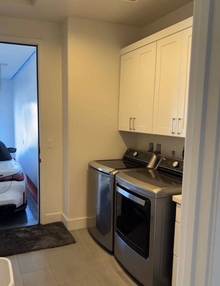 441 Mesa Way - Photo 6 of 12