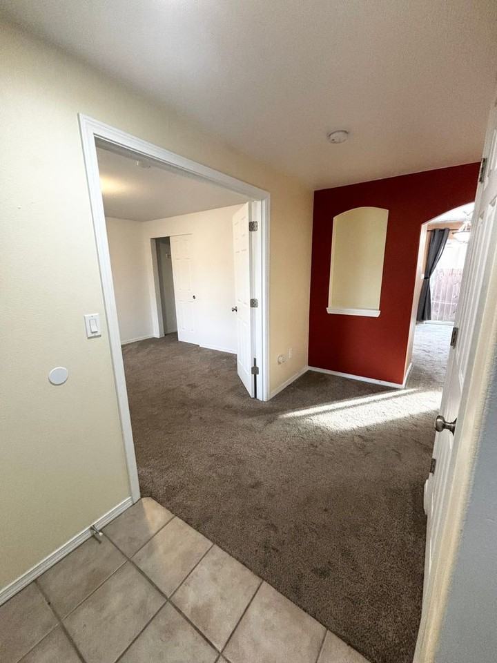 20067 Mount Hope Ln - Photo 2 of 22