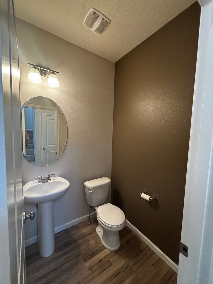 20546 Se Cameron Ave - Photo 6 of 23