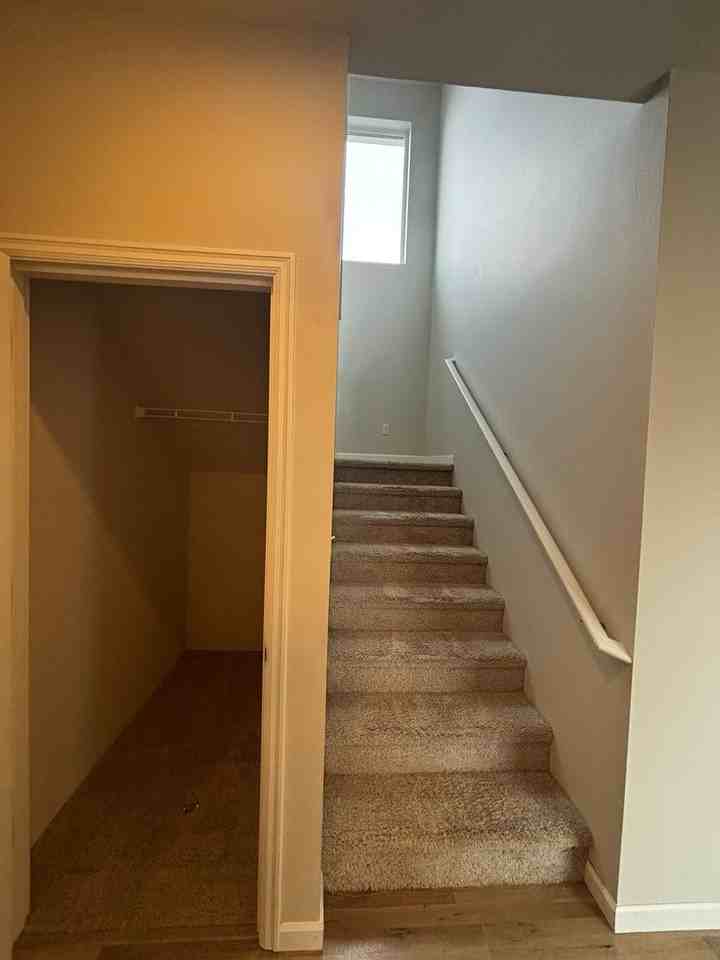 20546 Se Cameron Ave - Photo 7 of 23