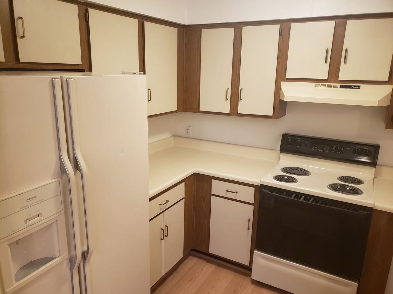 872 24th Street - Photo 6 of 17