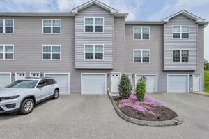 featured image of 301-408 Fieldstone Lane