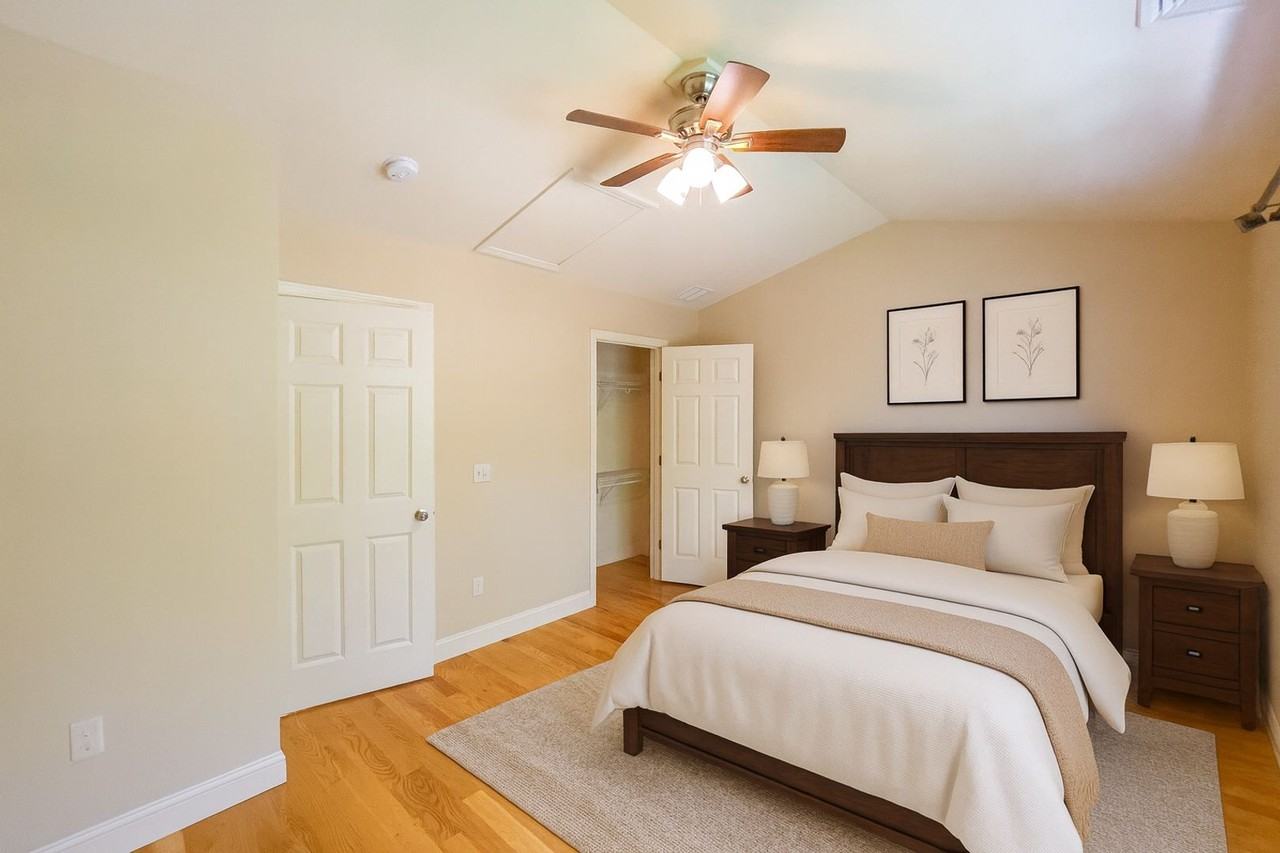 Ledyard Meadows - Bld 300-400 - Photo 5 of 15