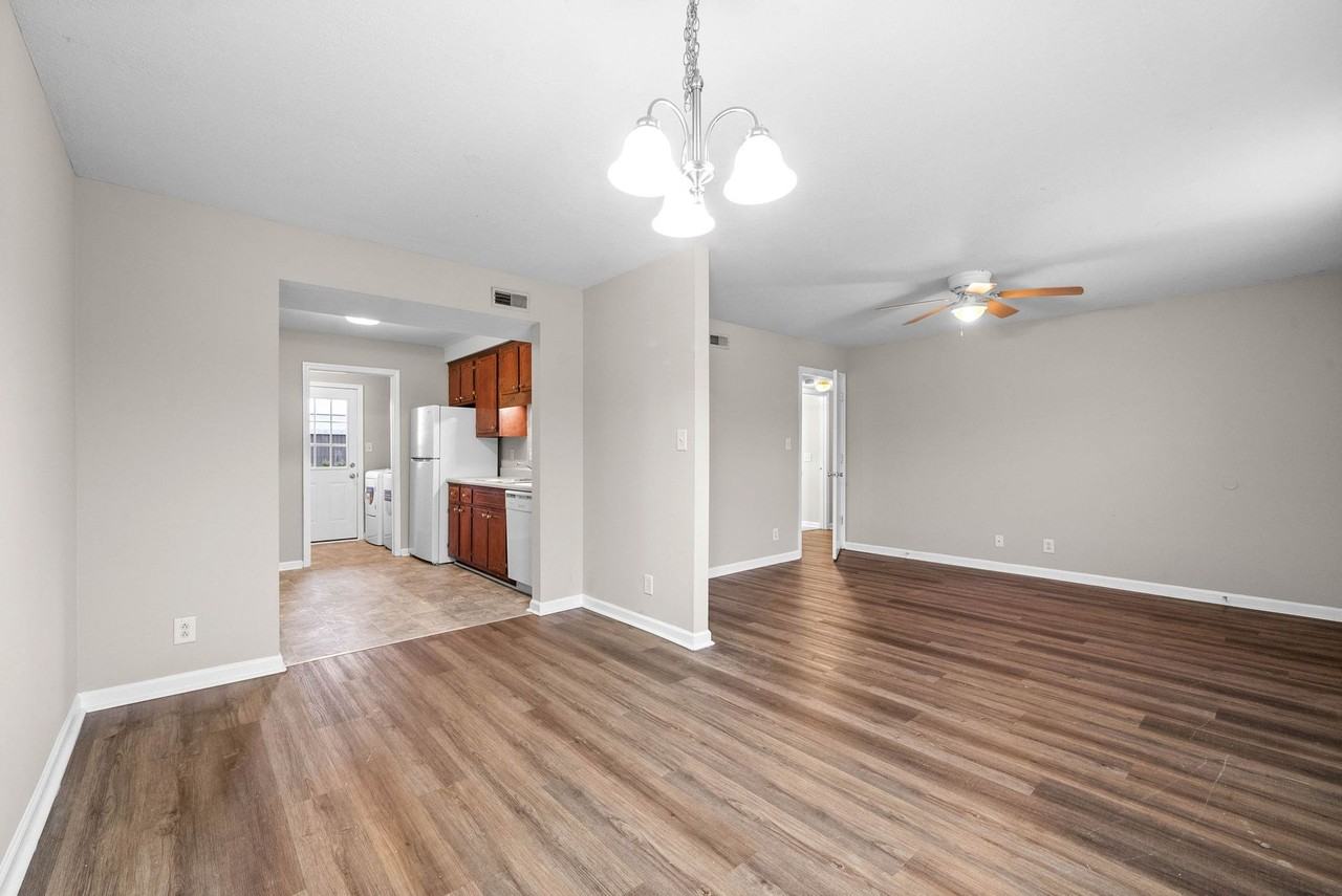 Northeast Dr -3884 - Photo 5 of 22