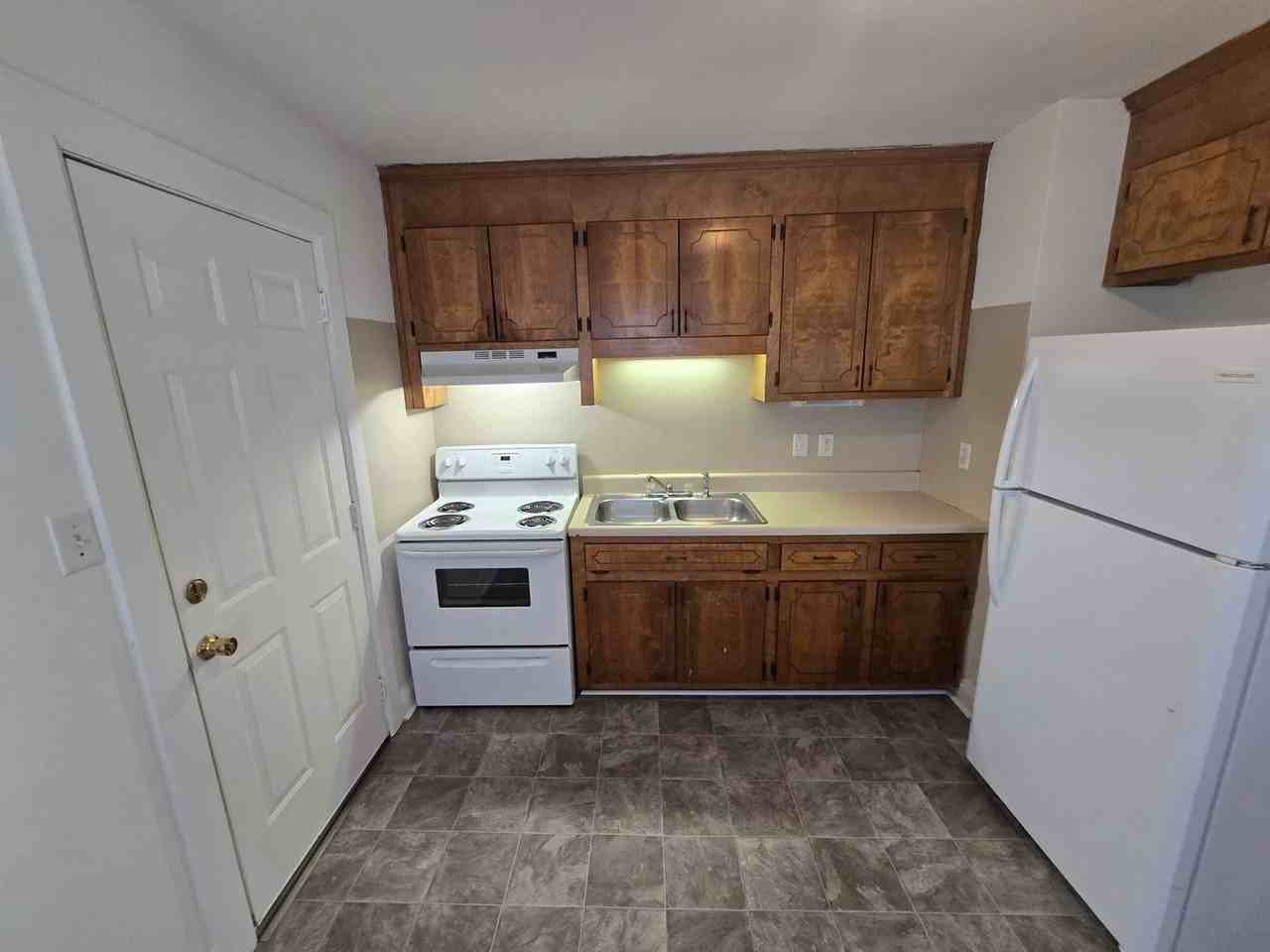 333 Byrd St - Photo 3 of 4