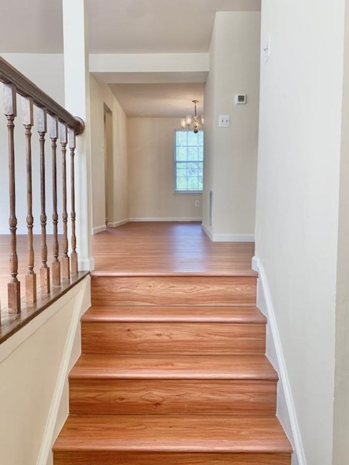 15905 Indian Hills Terrace - Photo 2 of 32