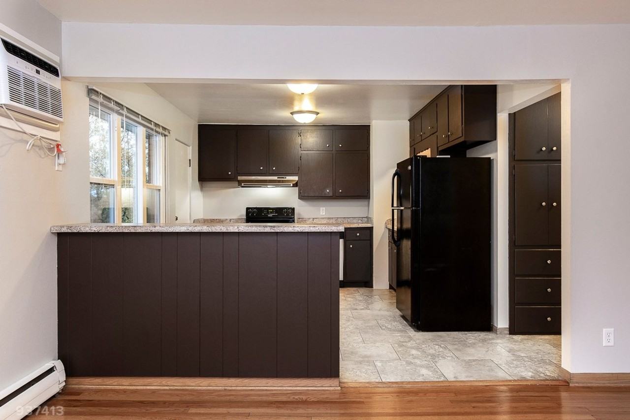 9 Bluebird - Photo 7 of 25