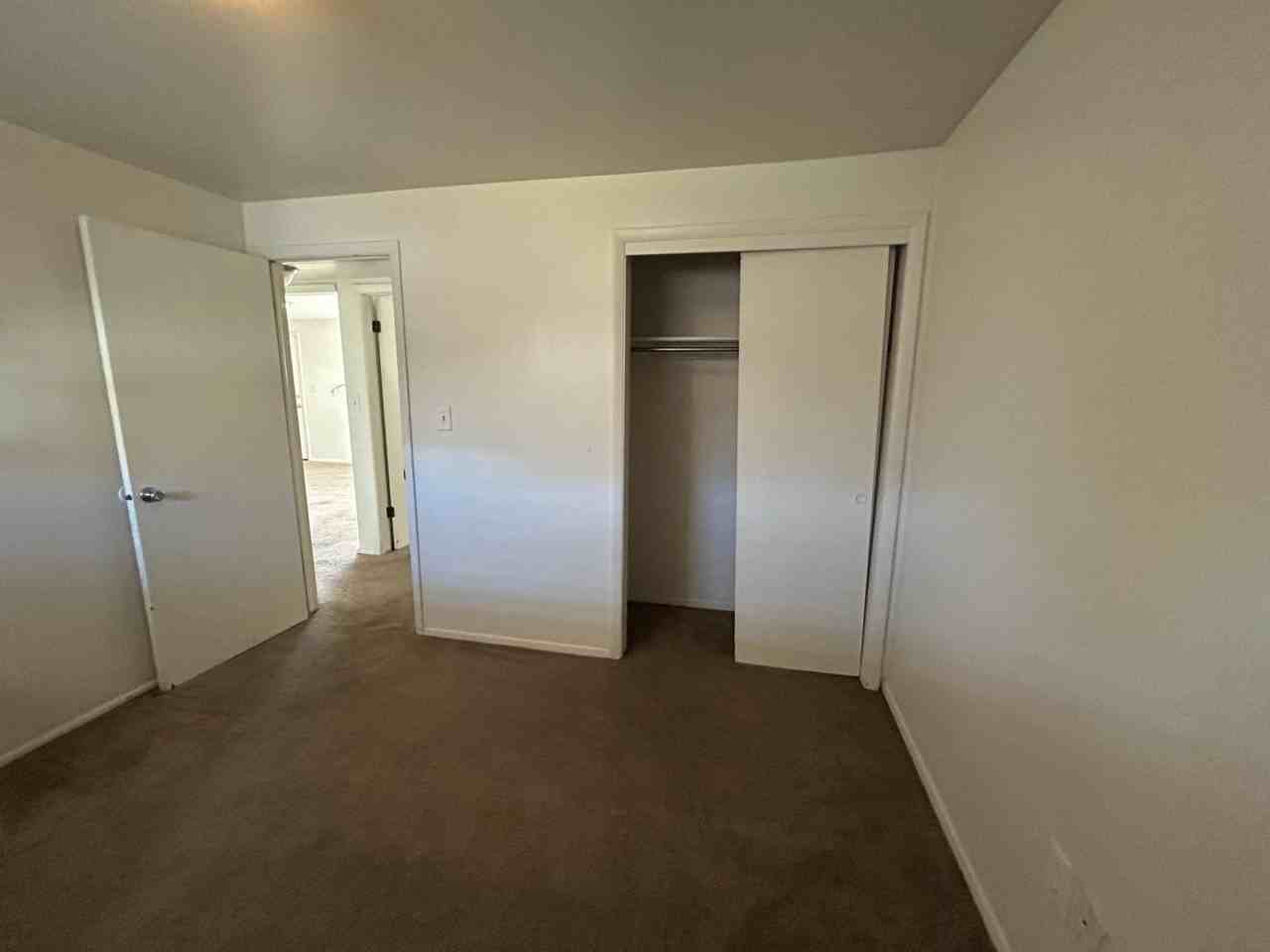 1577 S 800 E - Photo 6 of 10