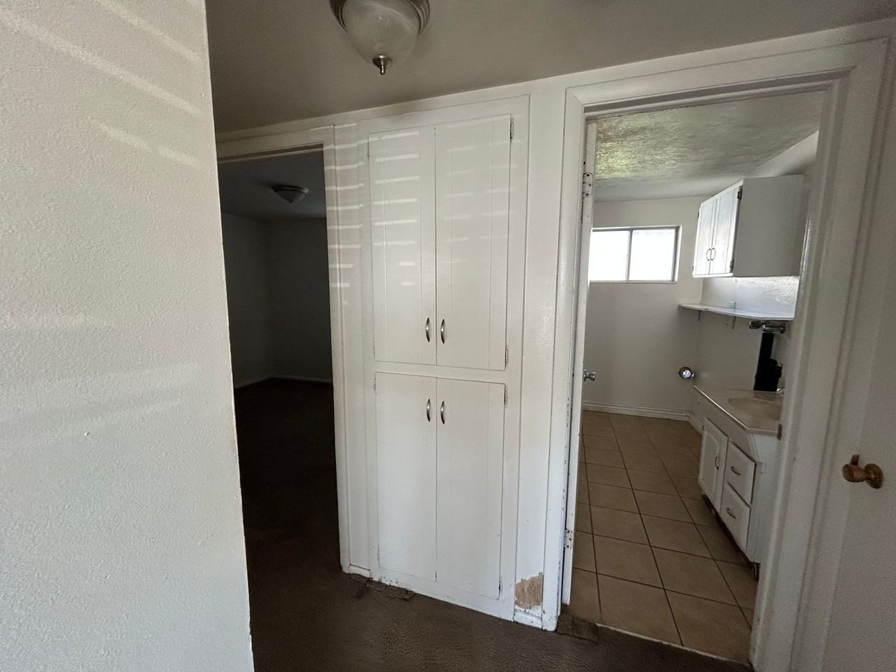 1577 S 800 E - Photo 7 of 10