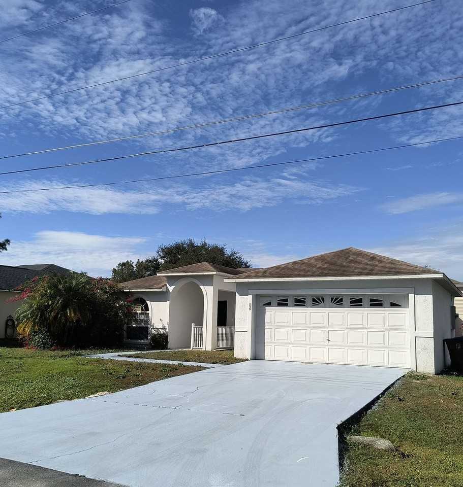 754 Del Prado Dr - Photo 3 of 25
