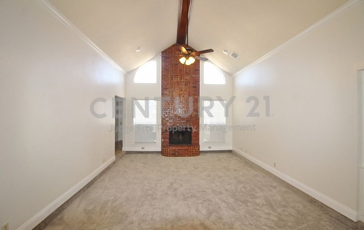 517 Tate Dr - Photo 2 of 11