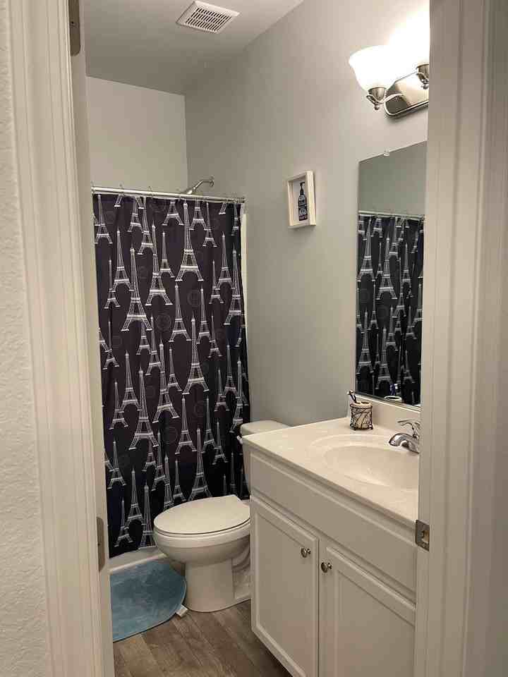 2105 Belden Avenue - Photo 2 of 23