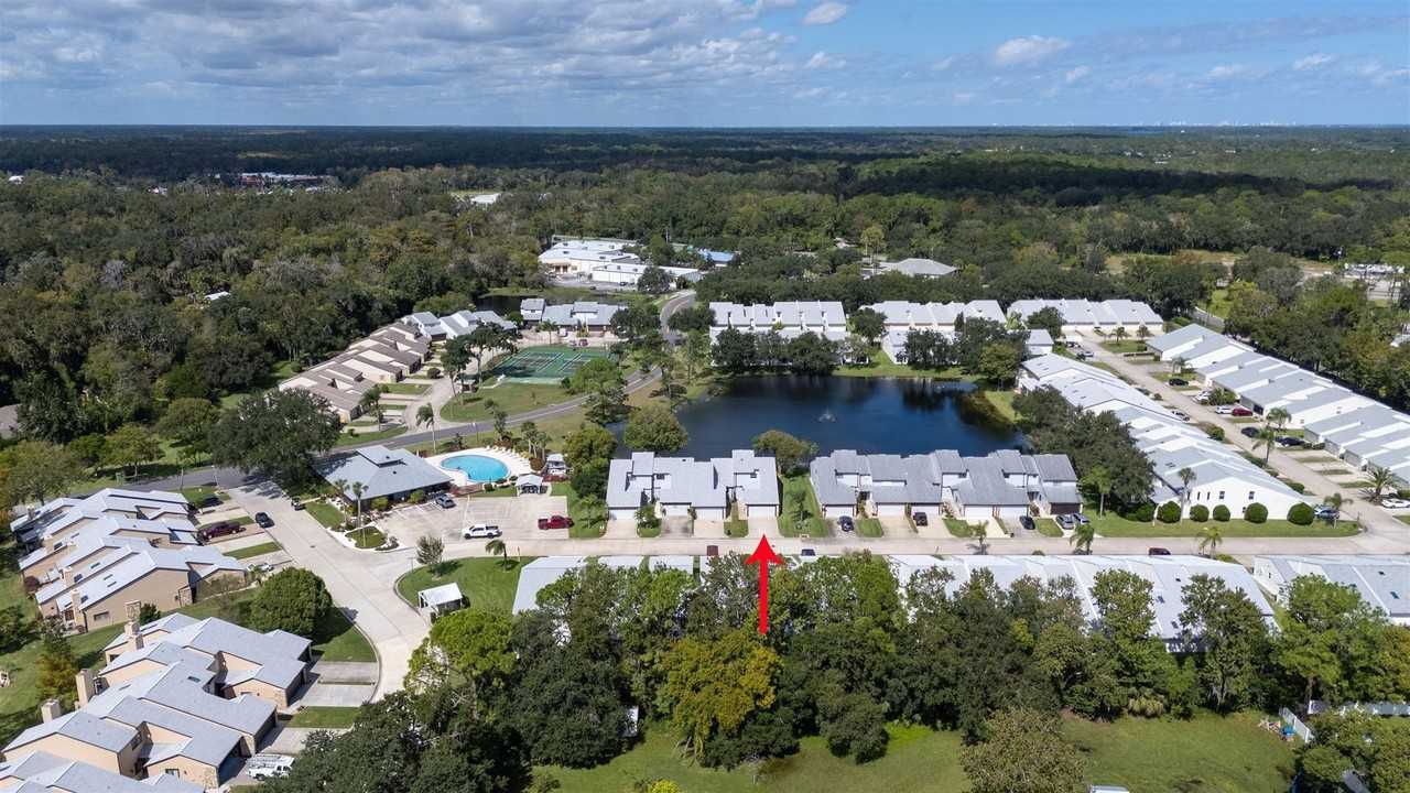 2263 Deerwood Dr - Photo 3 of 28