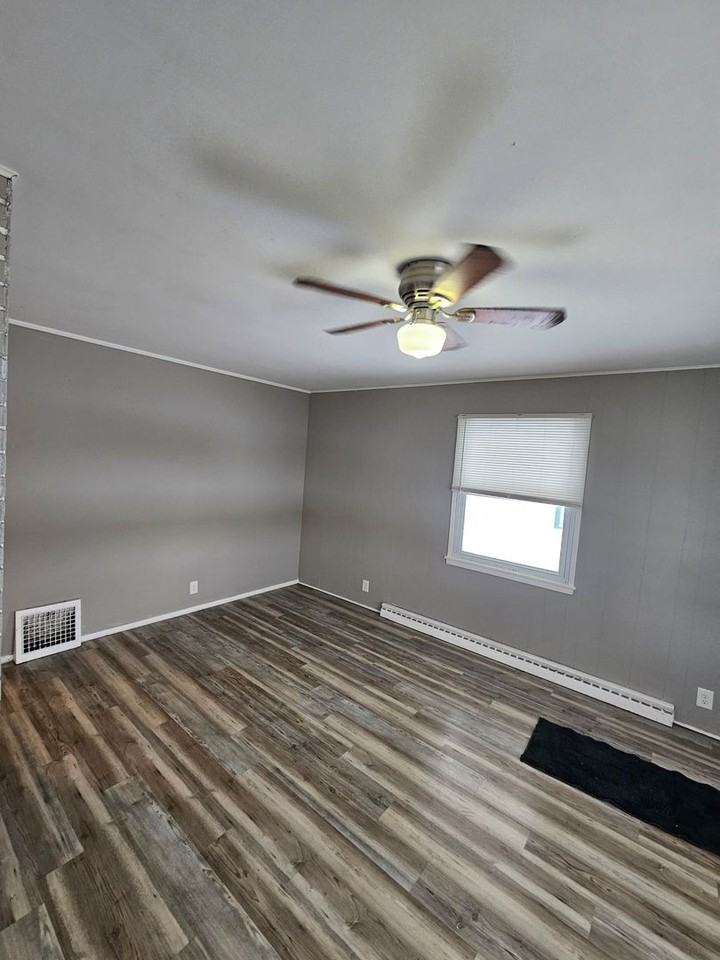 2705 Ashland Avenue - Photo 3 of 5