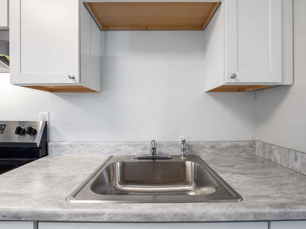 74 Forest Hill Ave Ne - Photo 7 of 23