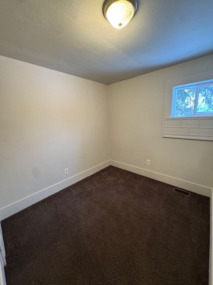 414 Hamilton Avenue - Photo 5 of 7