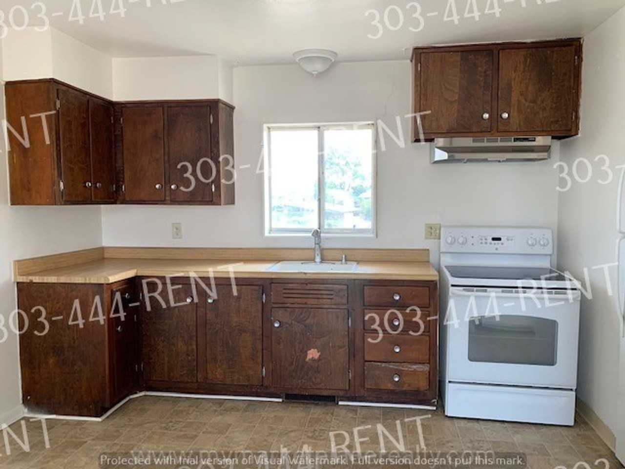 661 Bountiful Court - Photo 3 of 9