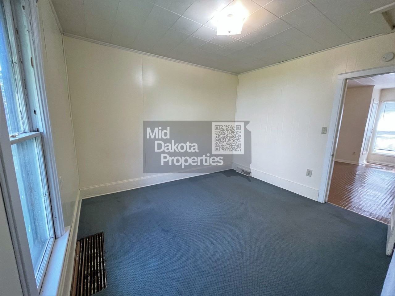 509 East 1st Avenue - Photo 7 of 18