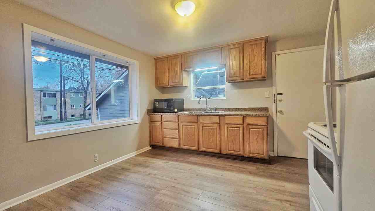 7414 Rainier Avenue South - Photo 5 of 14
