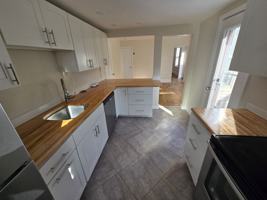 featured image of 18 School Street