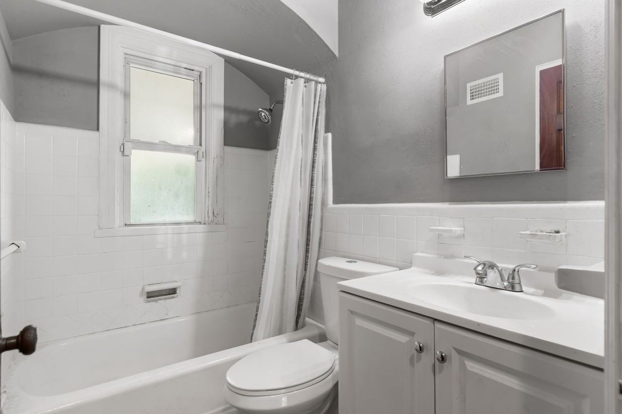 10050 Diamond Drive - Photo 6 of 24