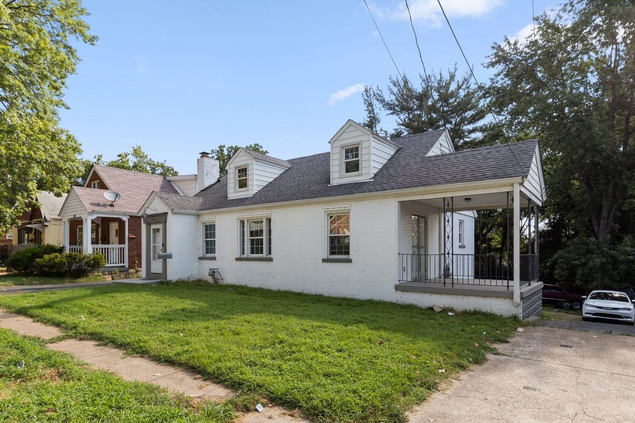 10050 Diamond Dr - Photo 3 of 24
