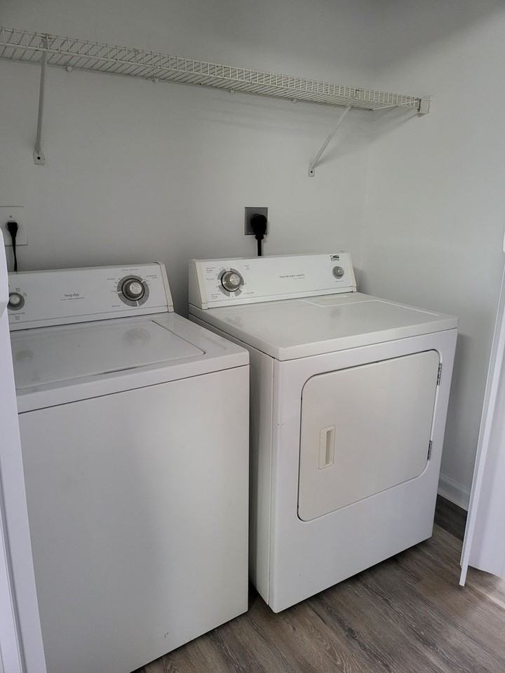 632 Big Bear Ln - Photo 7 of 17