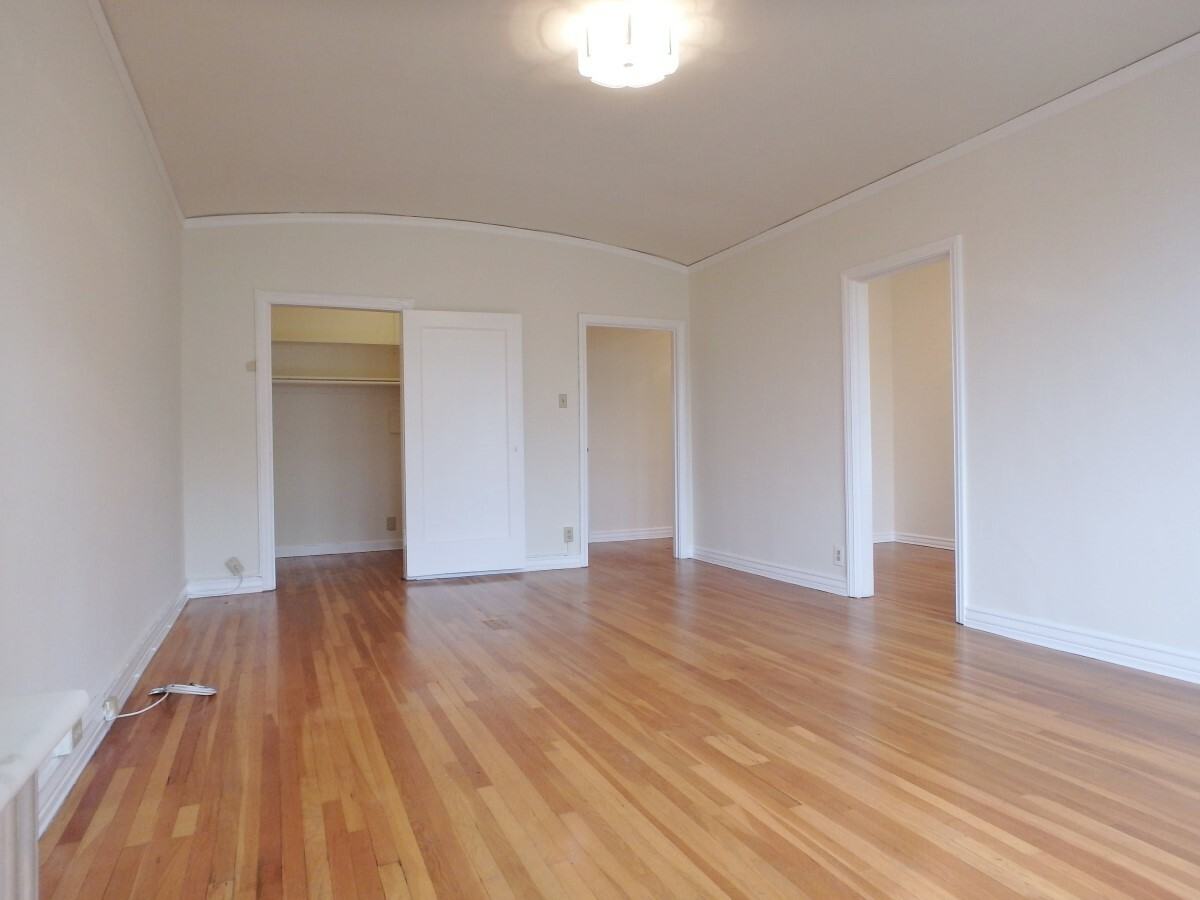 1895 Jackson Street #504 - Photo 3 of 20