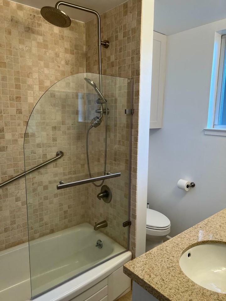 2101 Baker Street #12 - Photo 5 of 8