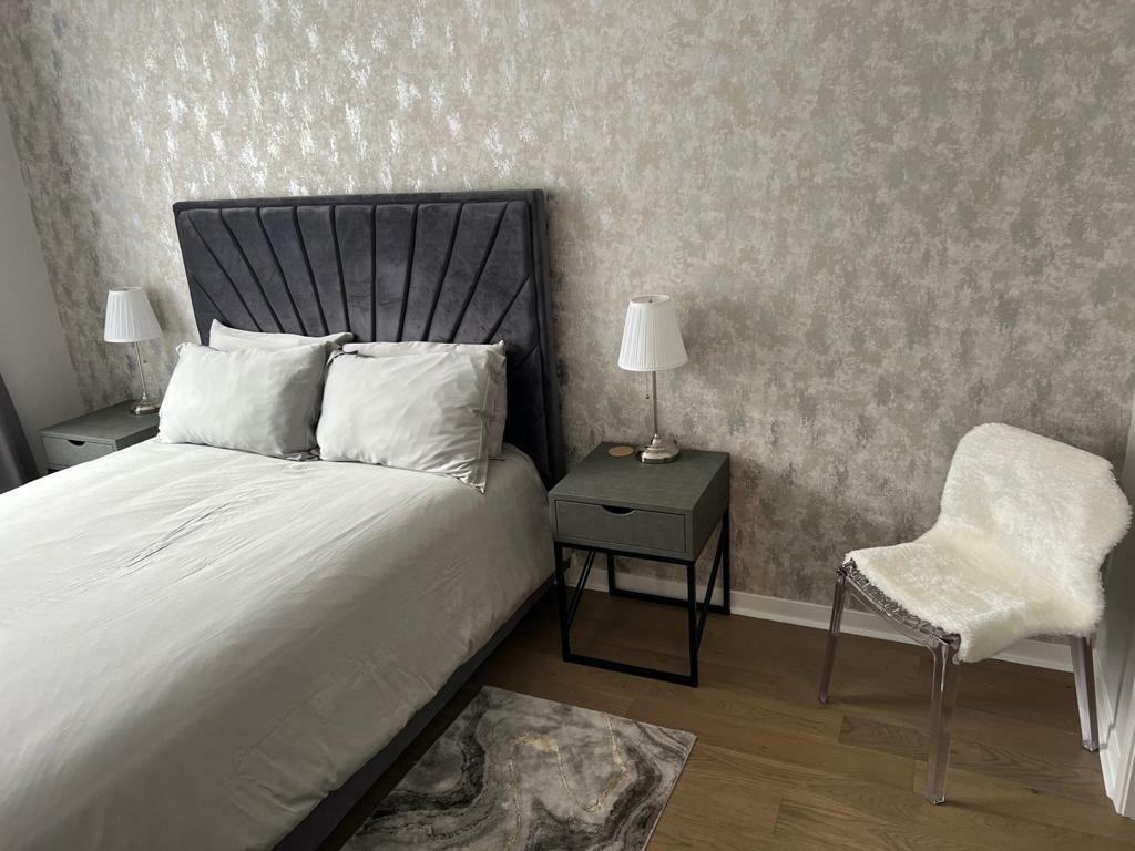 2101 Baker Street #12 - Photo 6 of 8