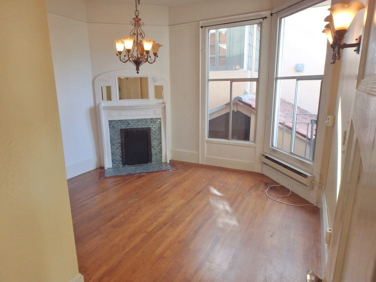 1809 Broadway #3 - Photo 7 of 16