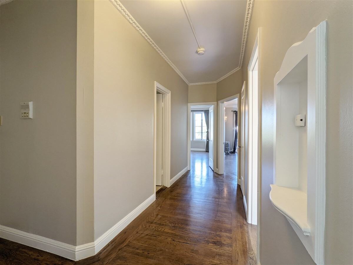 171 19th Ave #5 - Photo 3 of 24