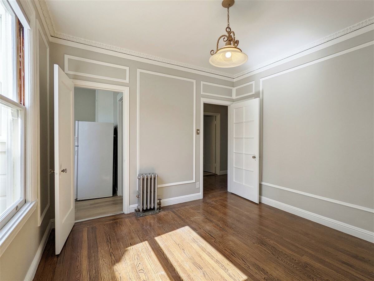 171 19th Ave #5 - Photo 6 of 24