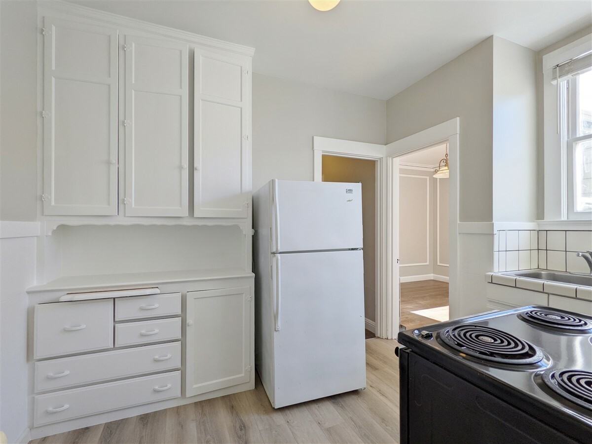 171 19th Ave #5 - Photo 7 of 24