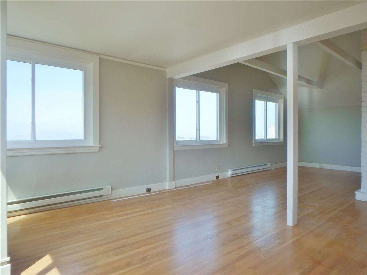 2350 Vallejo St #3 - Photo 5 of 28