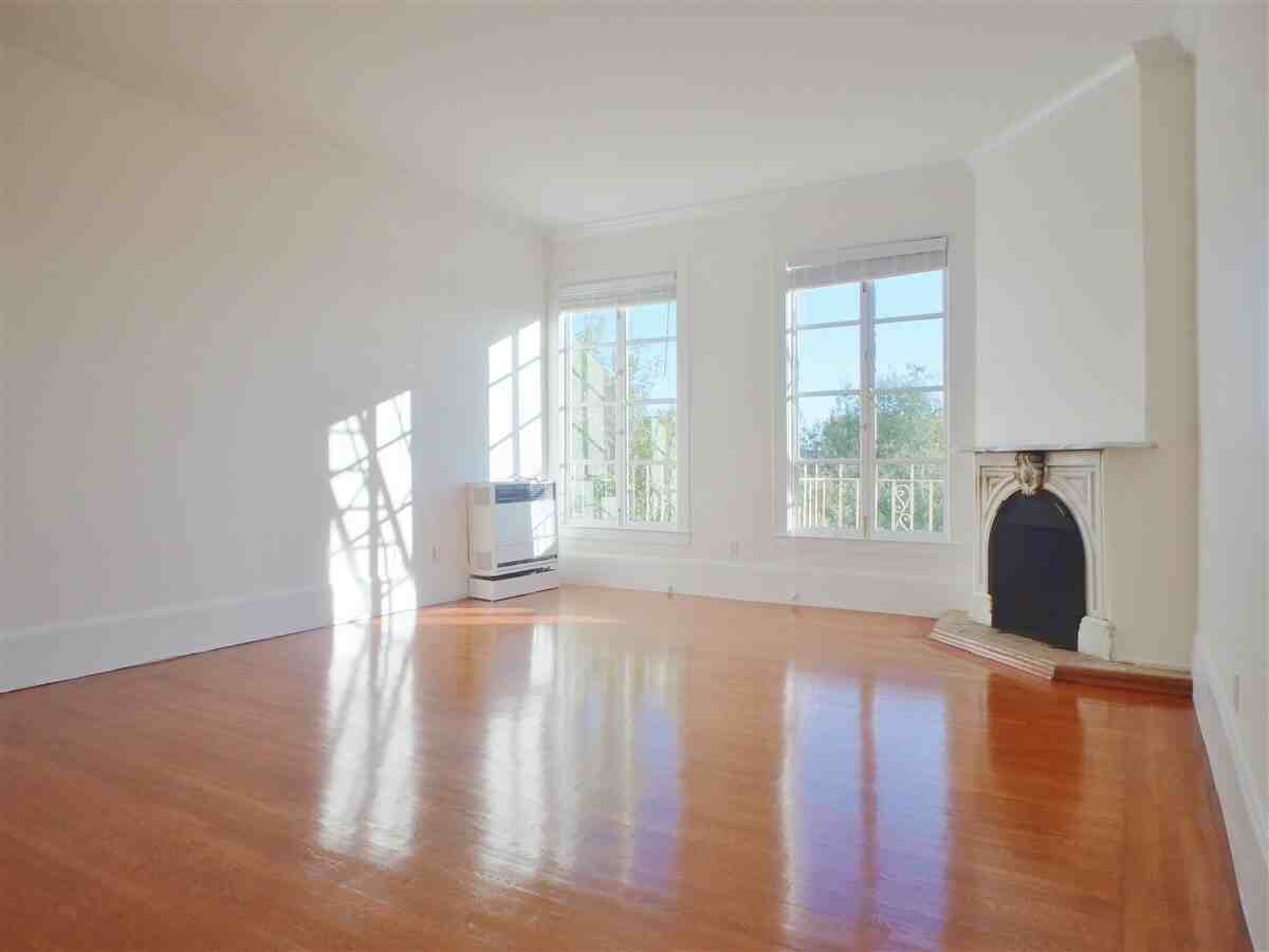 3135 Pacific Avenue #4