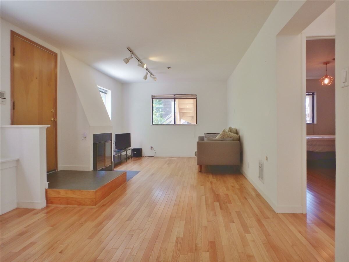 463 Greenwich St #C - Photo 2 of 22