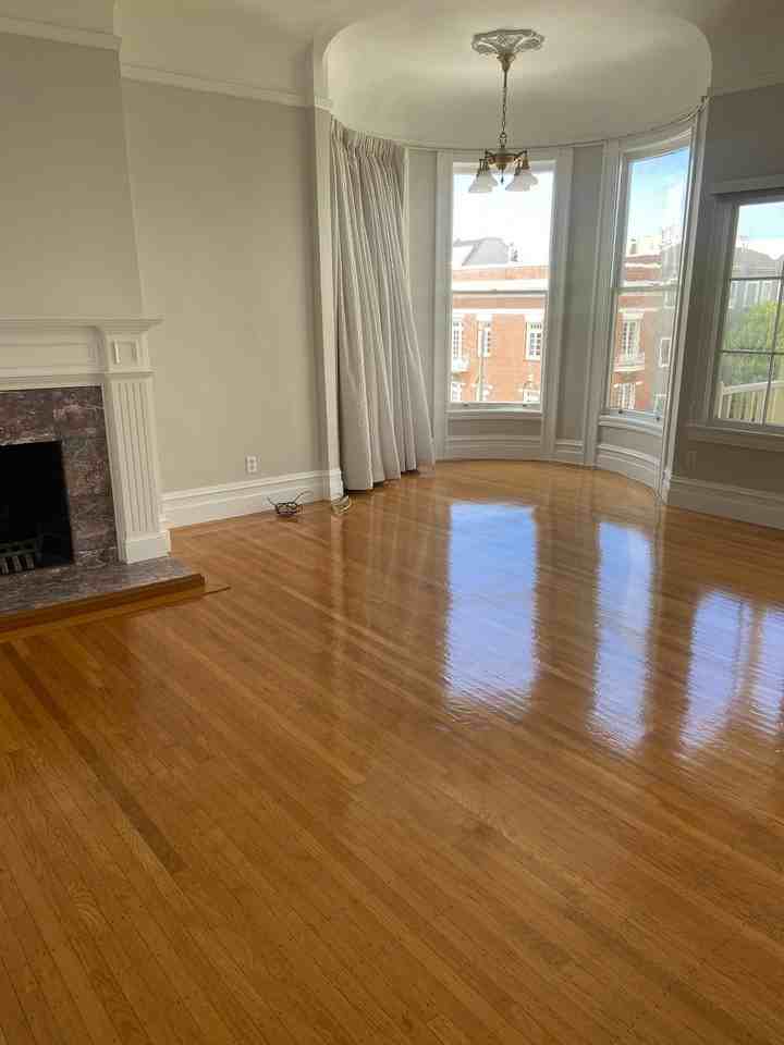 2295 Washington St - Photo 4 of 9