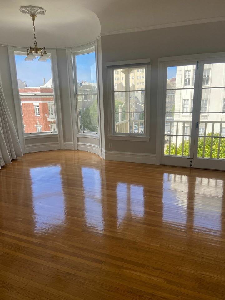 2295 Washington St - Photo 5 of 9