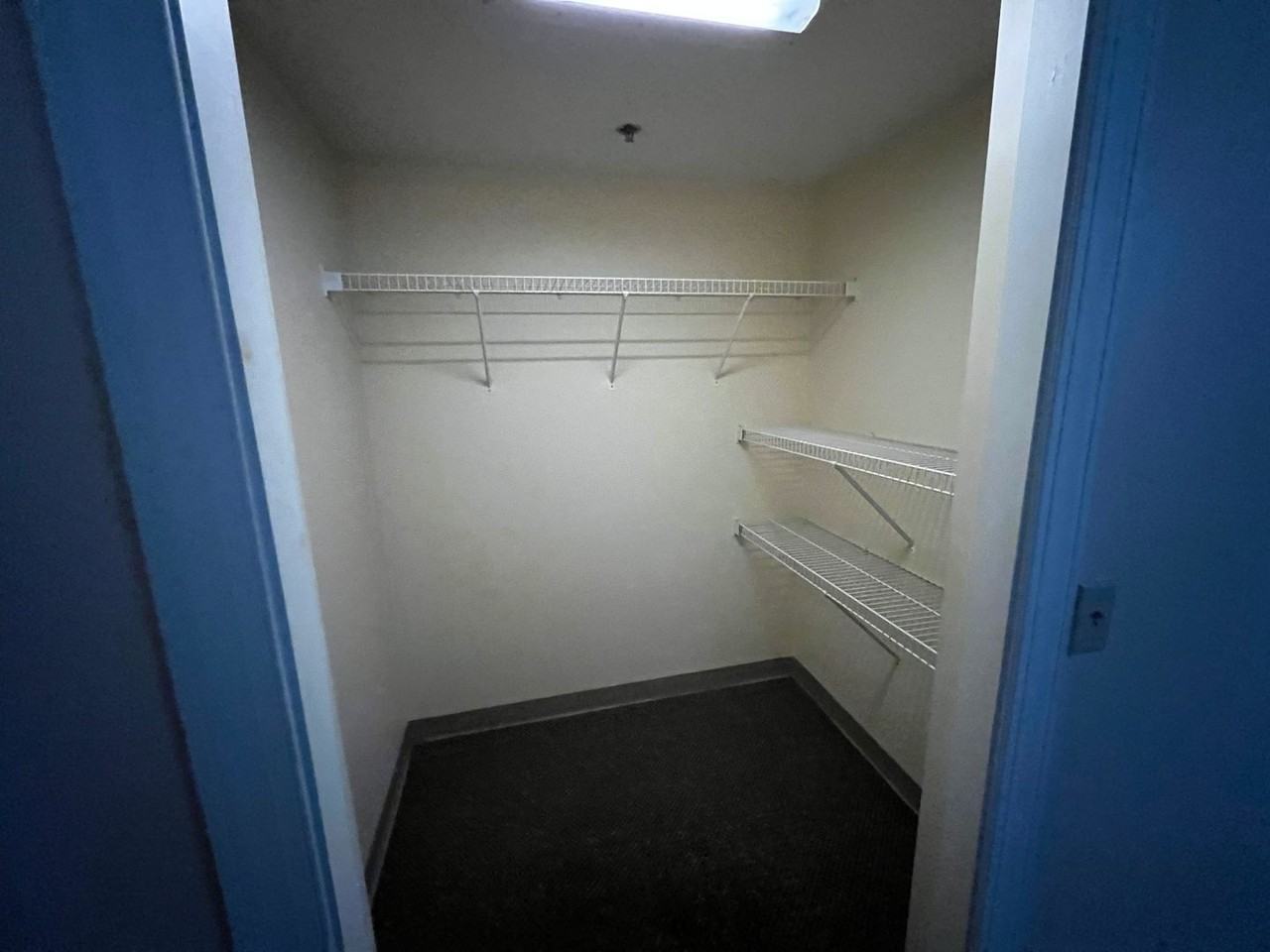 320 E Lincoln Ave - Photo 7 of 15