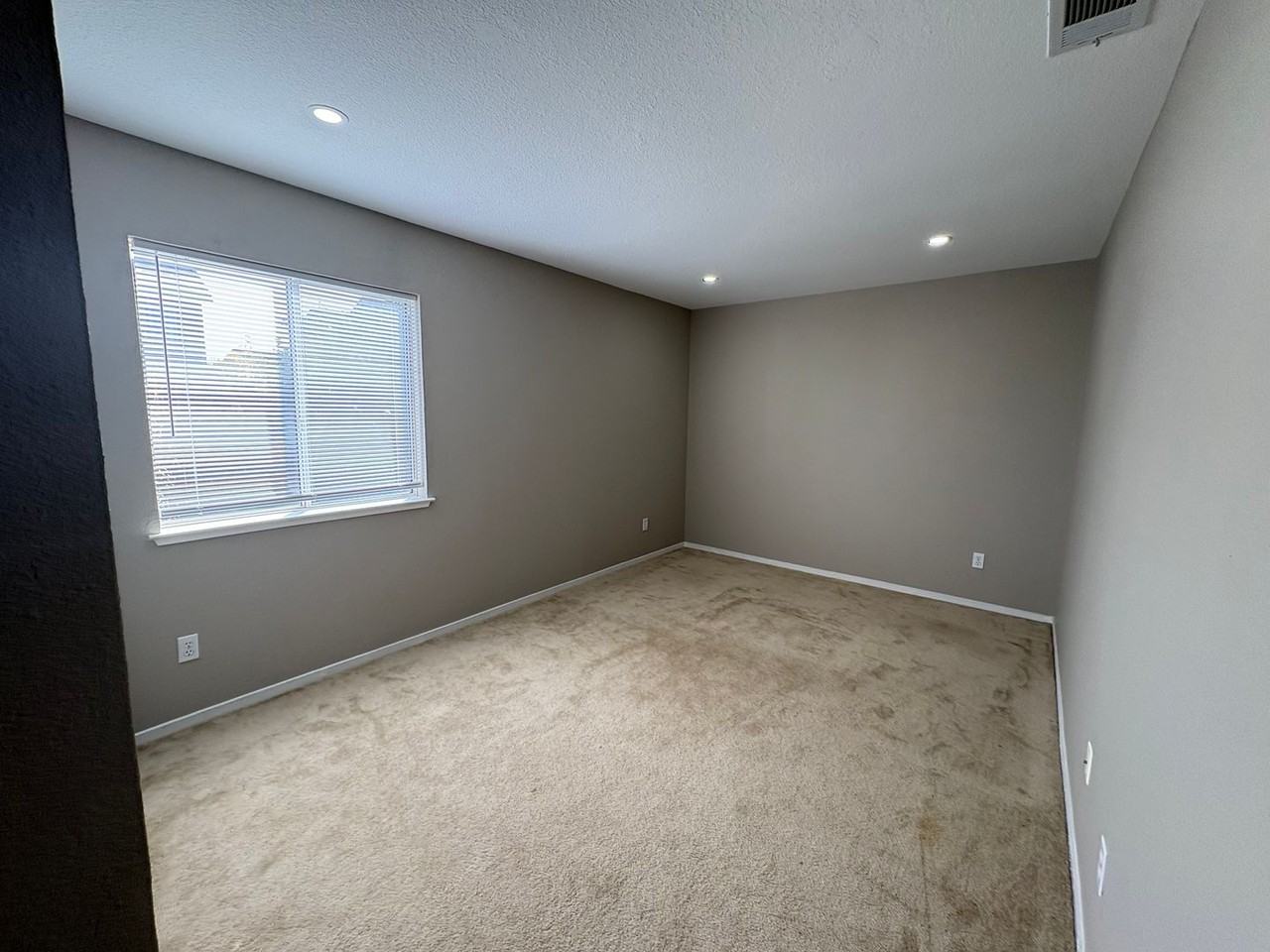 1192 Oak Haven Way - Photo 6 of 18