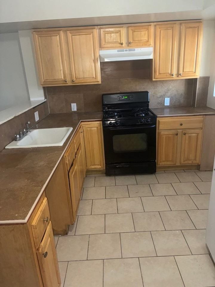 3703 Edmondson Avenue - Photo 2 of 13