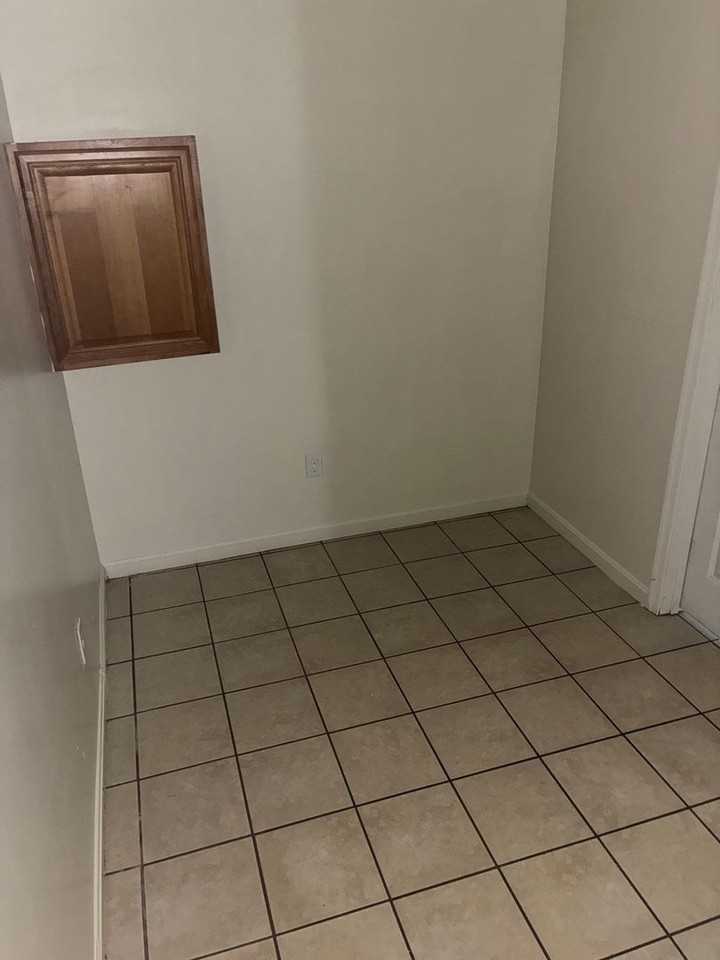 3703 Edmondson Avenue - Photo 3 of 13