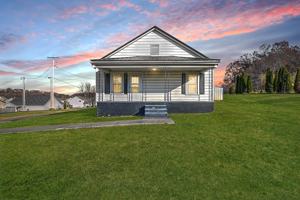 featured image of 1408 West College Street