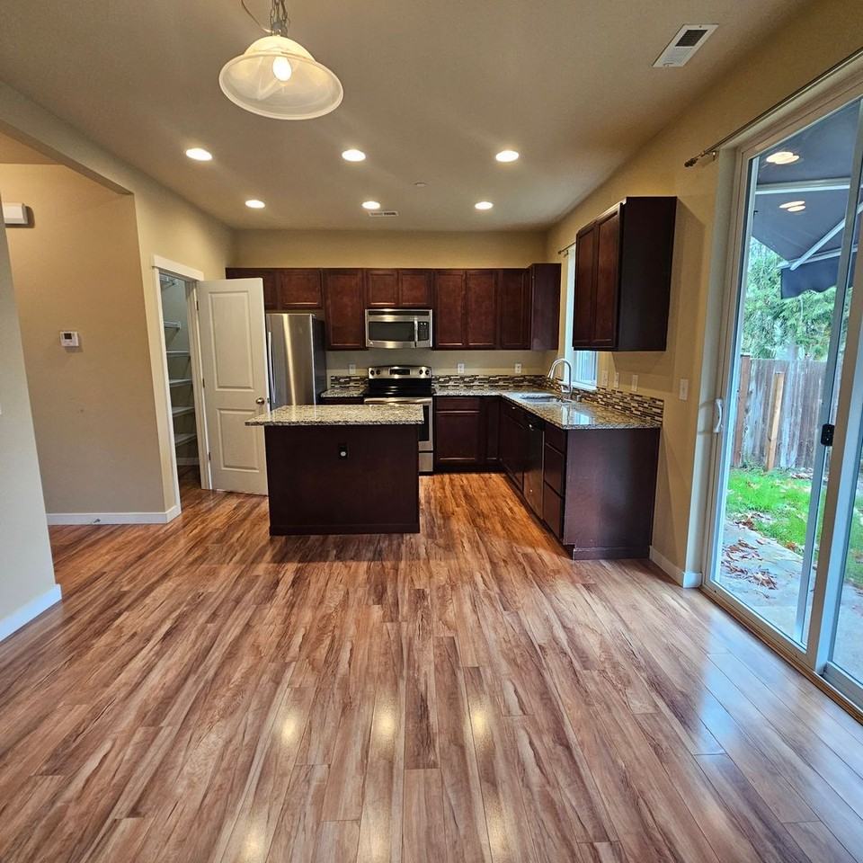 2163 Caleb Pl Se - Photo 7 of 15