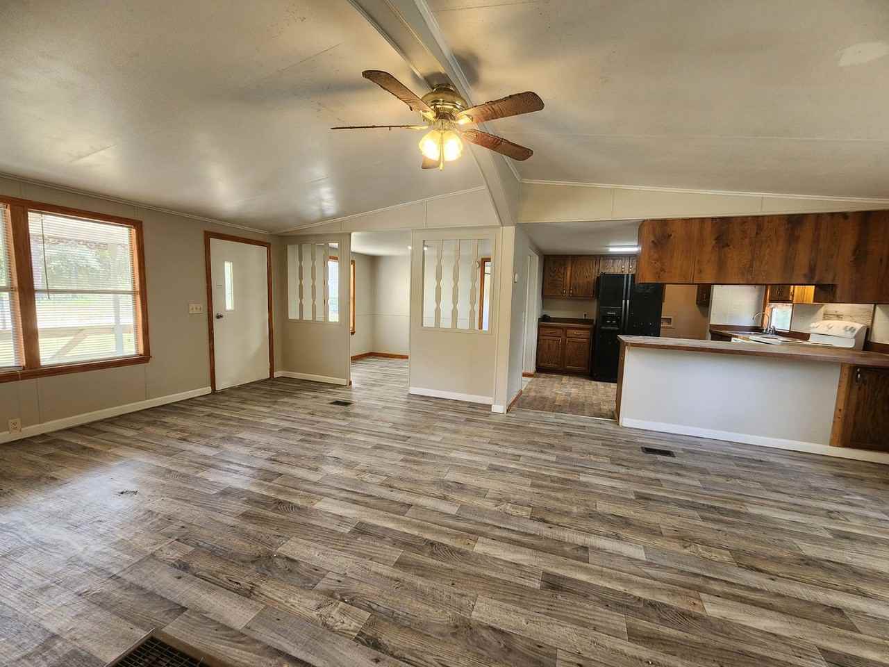 9150 Se 197th Ave - Photo 3 of 25