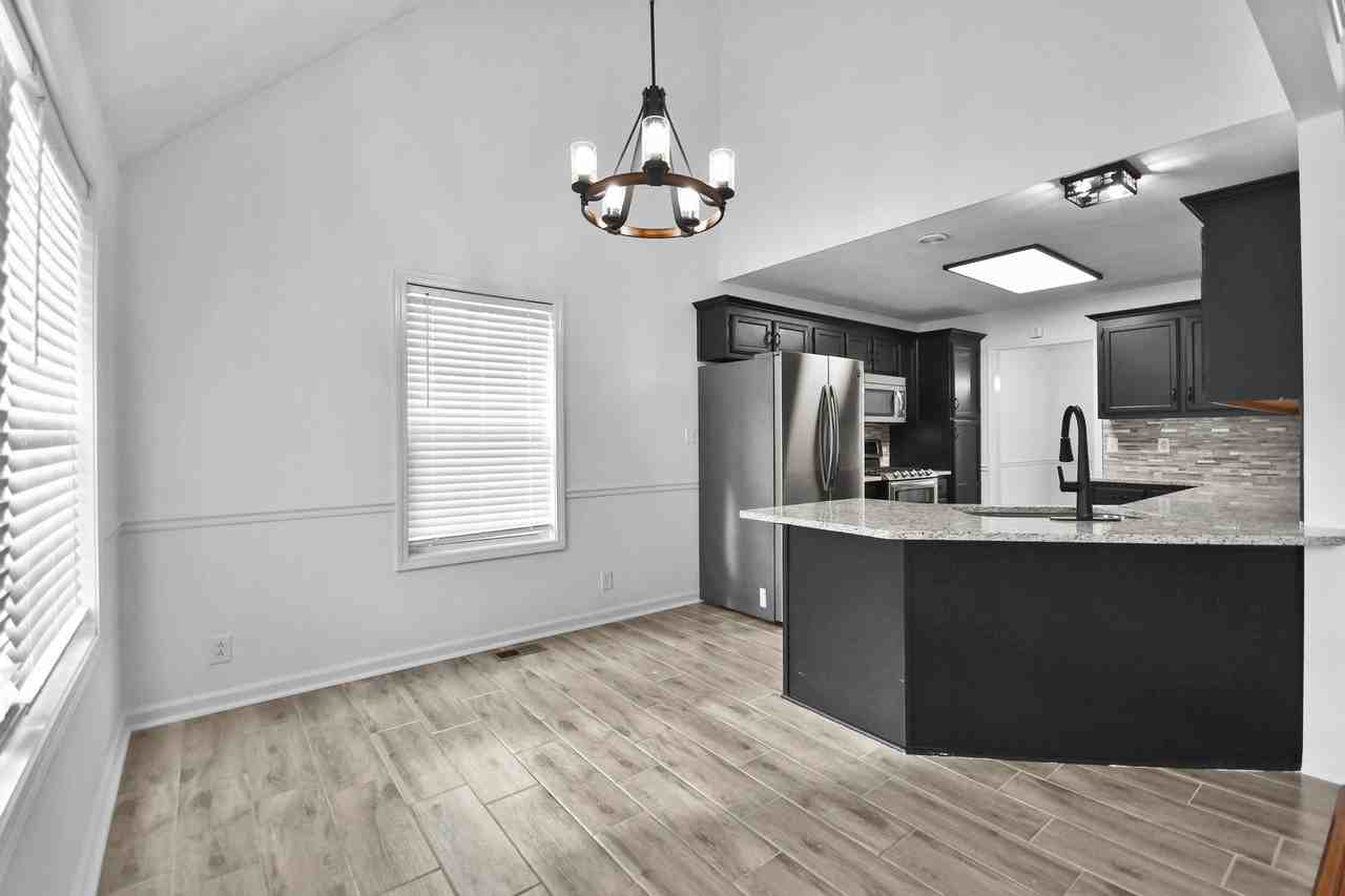 3461 Melrose Drive - Photo 7 of 28